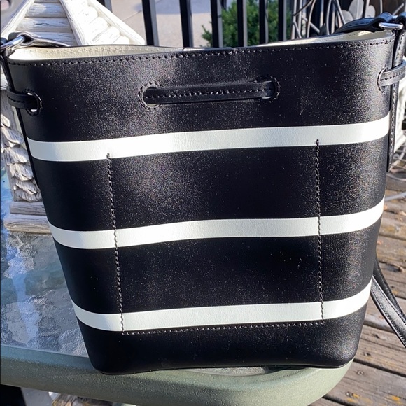 🍂 LAUREN RALPH LAUREN BUCKET CROSSBODY BAG 🍂 - Picture 4 of 11